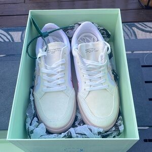 Off White Vulcanized Canvas (White Pink).